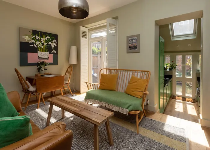 Beautiful & Cosy 2Bd House - Southwark