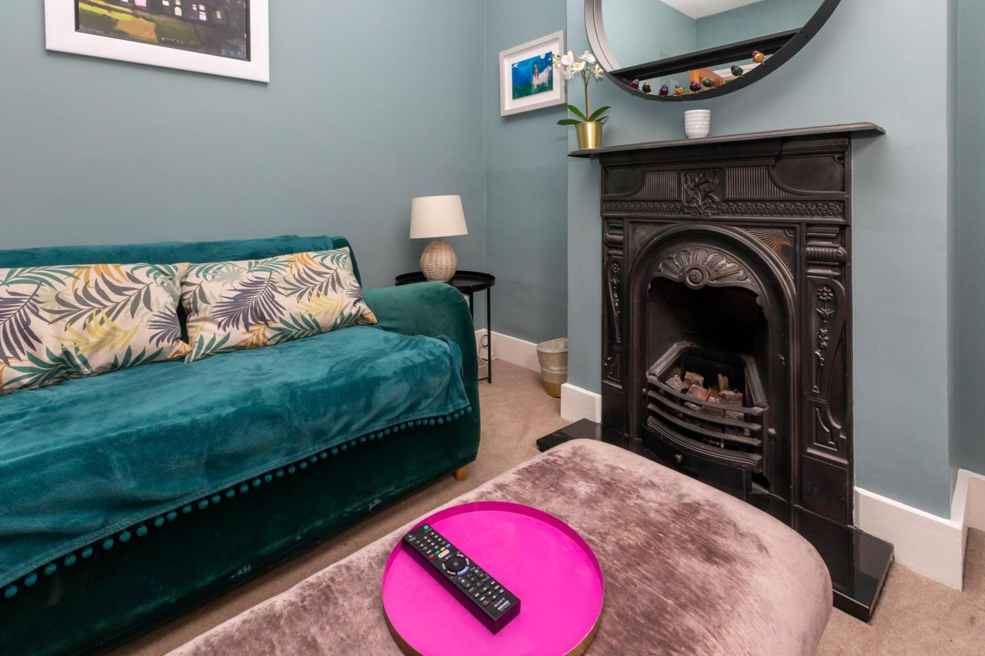 Beautiful & Cosy 2bd House - Southwark *