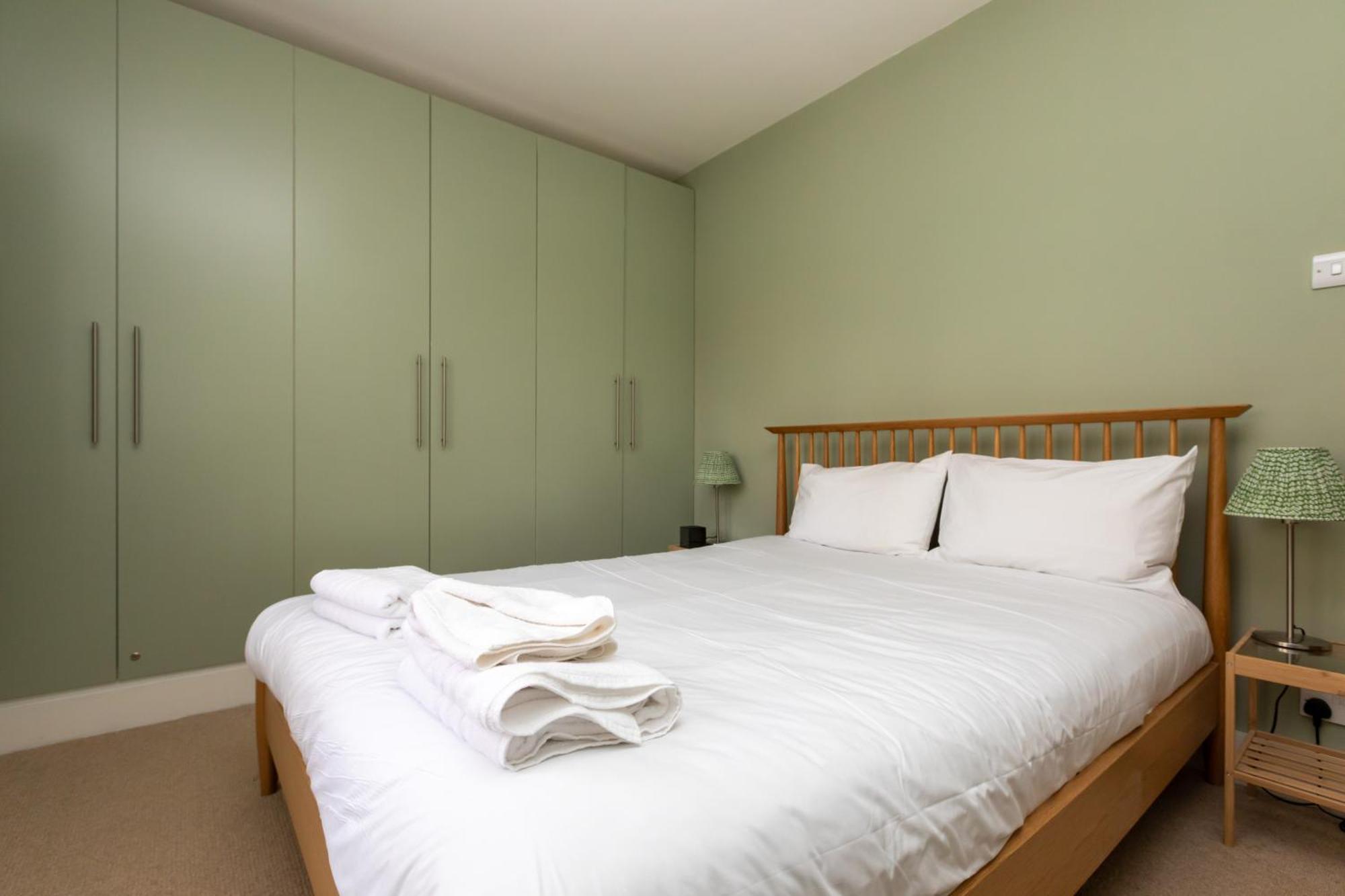 Beautiful & Cosy 2bd House - Southwark Ferienhaus *