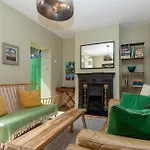 Beautiful & Cosy 2Bd House - Southwark